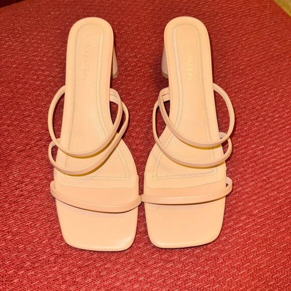 Liliana Women Size 9 Beige Tan Nude Square Toe Strappy Block Heels Sandals - Picture 10 of 10